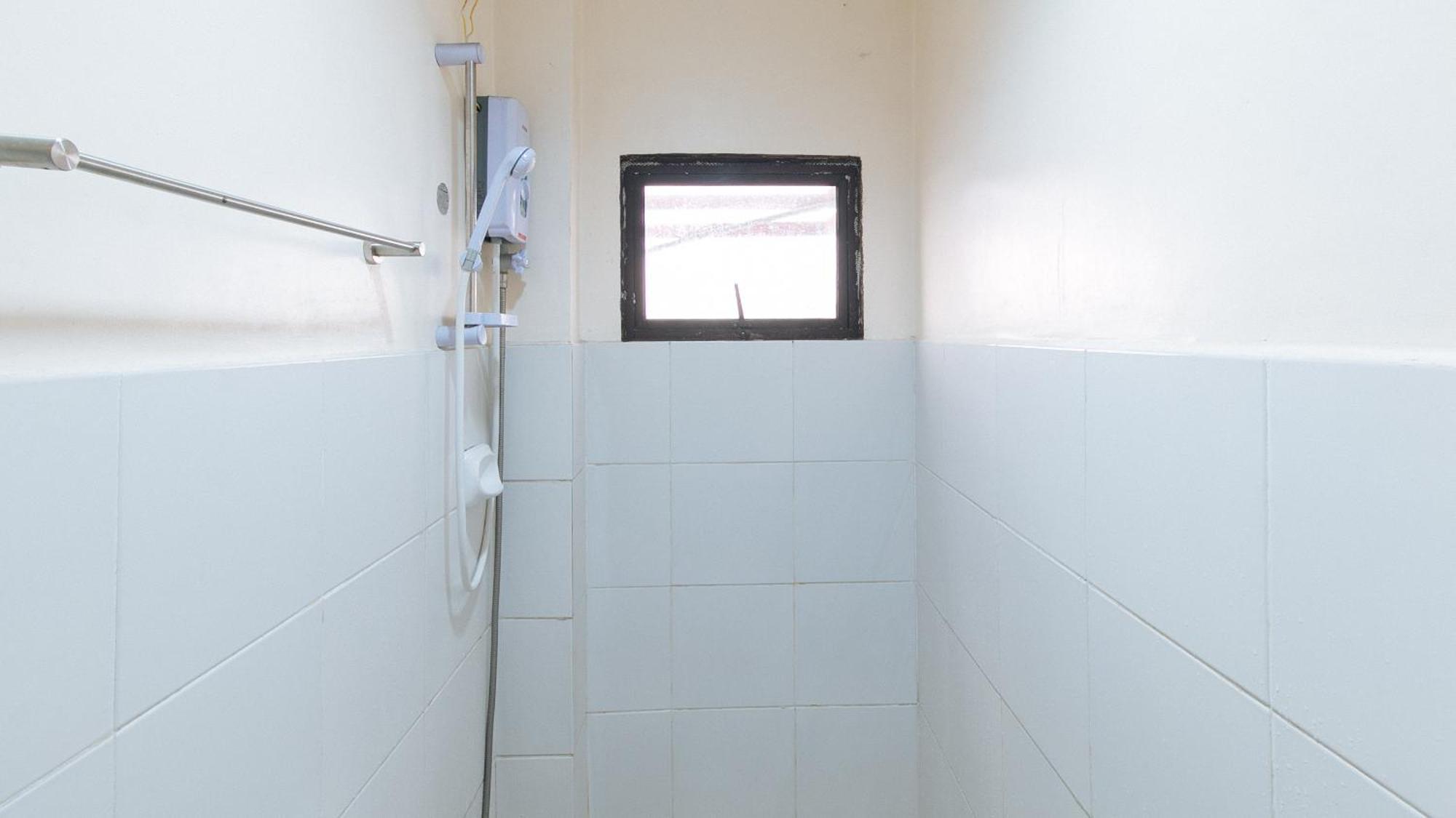 OYO 490 V-cat Apartelle Manila Exterior foto